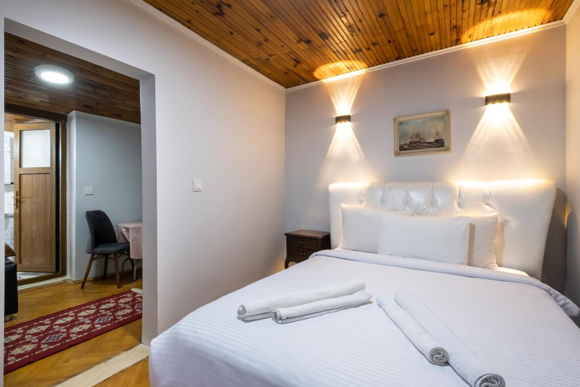 Istanblue Taksim Apart Hotel Istanbul Exterior photo
